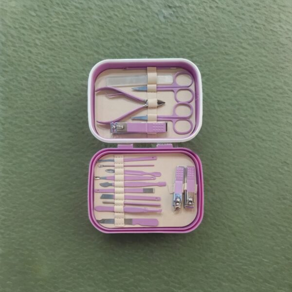 18 Pieces Portable Nail Clippers Beauty Tool Set - Image 4